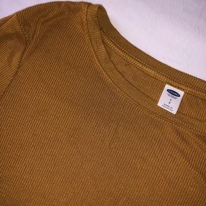 Old Navy mustard flare sleeve